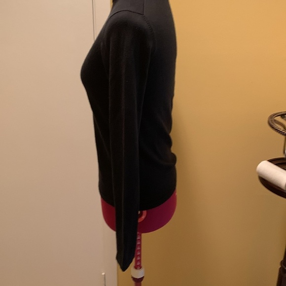 Brooks Brothers Classic Black Silk blend Turtleneck Sweater - Picture 5 of 11